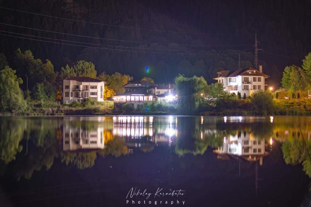 Ribkata Family Hotel Smoljan Exteriér fotografie