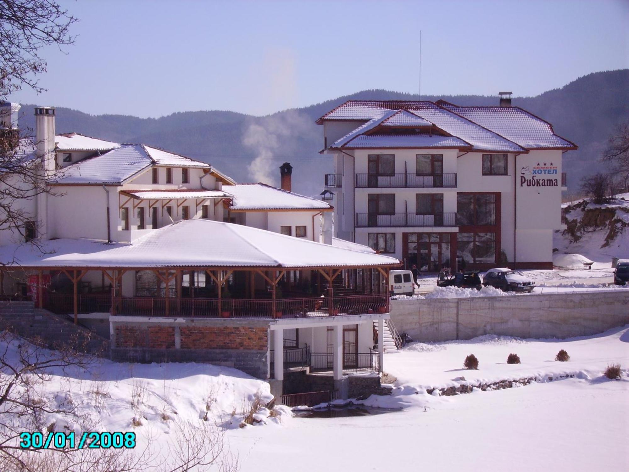Ribkata Family Hotel Smoljan Exteriér fotografie
