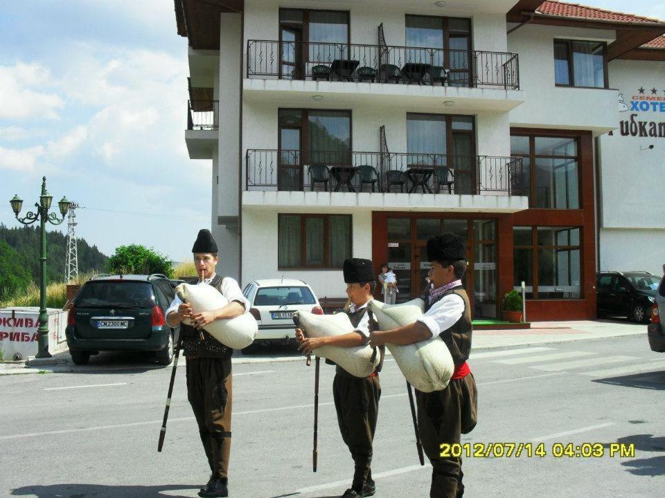 Ribkata Family Hotel Smoljan Exteriér fotografie